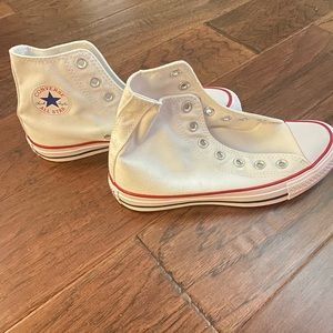 NEVER WORN NWOT white high top converse